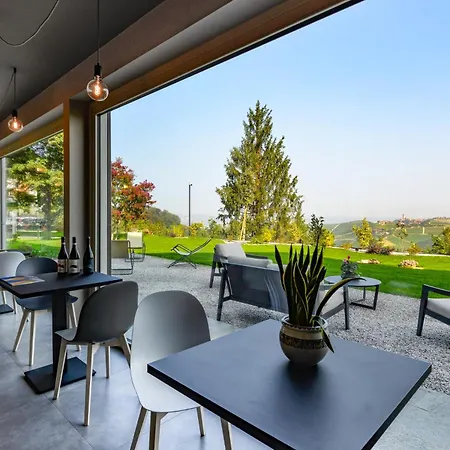 Casa La Vedetta Gæstehus Barbaresco